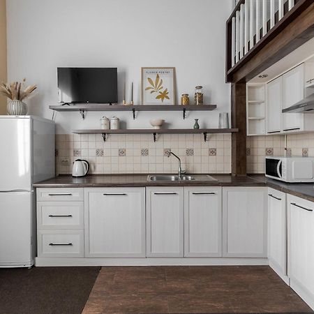 Inshiapartments On Slovatskoho Str Lviv Ngoại thất bức ảnh