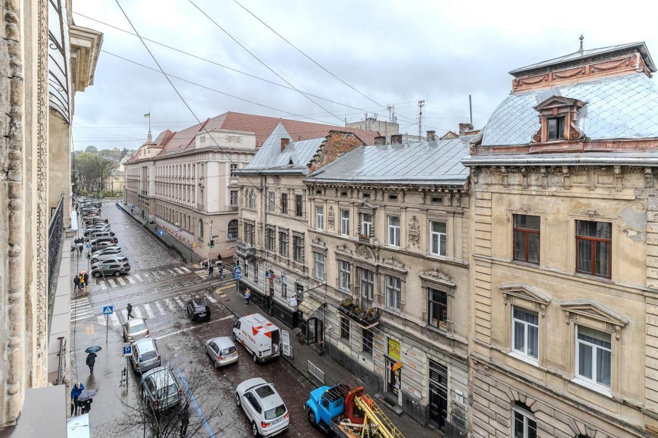 Inshiapartments On Slovatskoho Str Lviv Ngoại thất bức ảnh