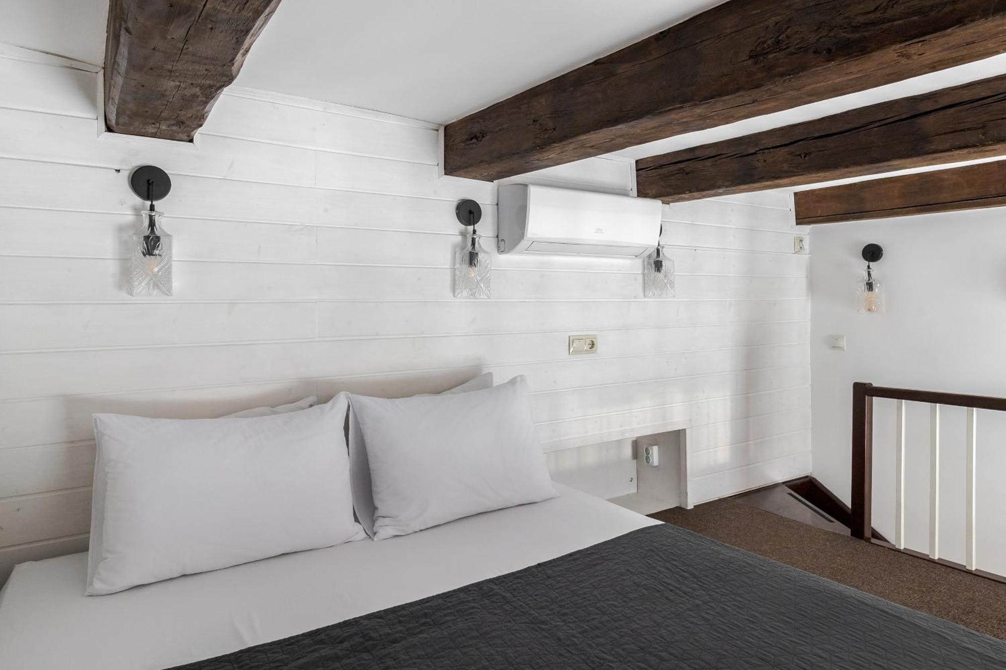 Inshiapartments On Slovatskoho Str Lviv Ngoại thất bức ảnh