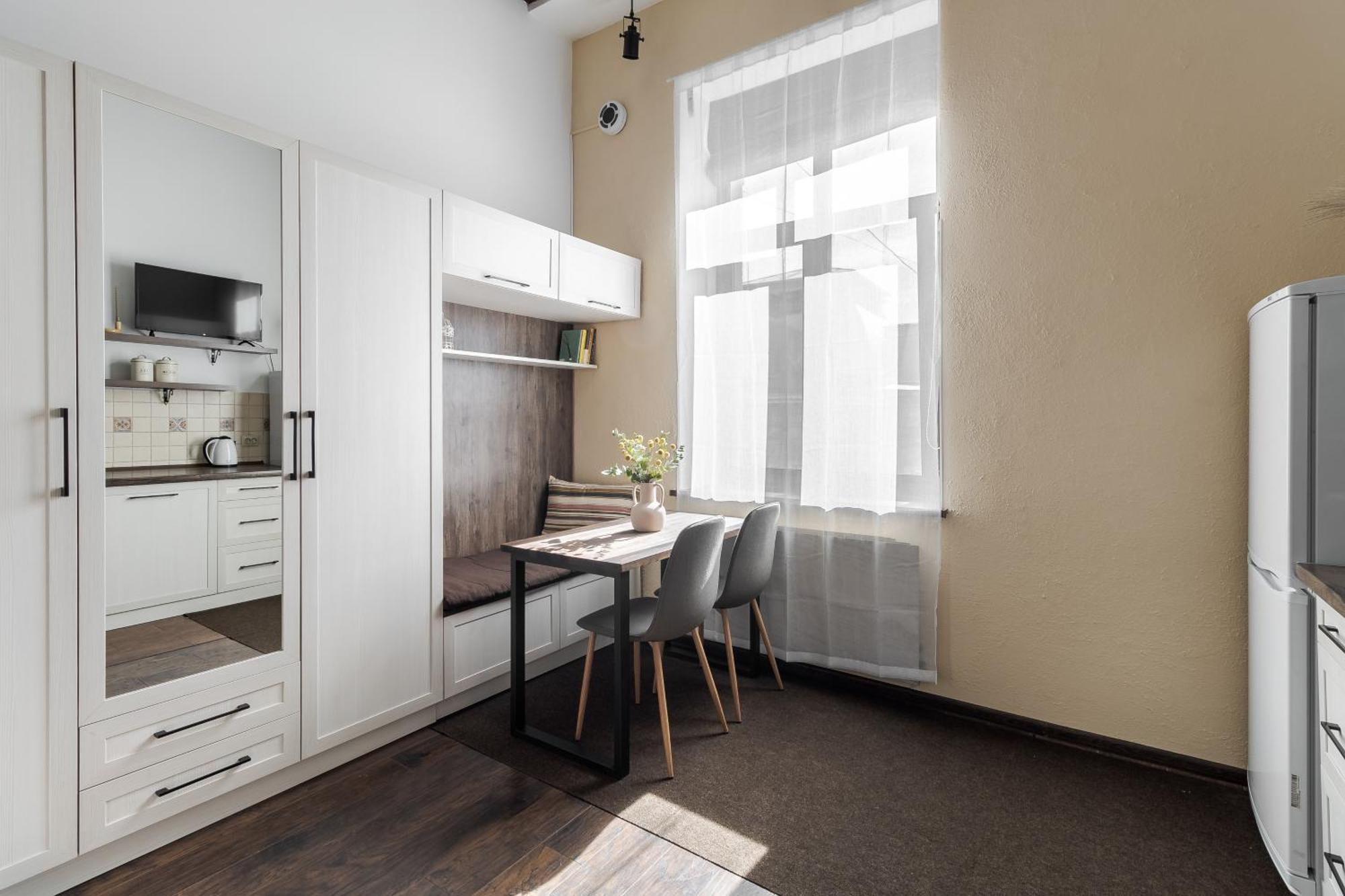 Inshiapartments On Slovatskoho Str Lviv Ngoại thất bức ảnh